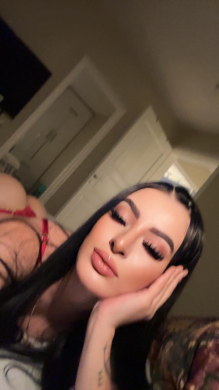 Escort - MEGAN - Ibiza Tops